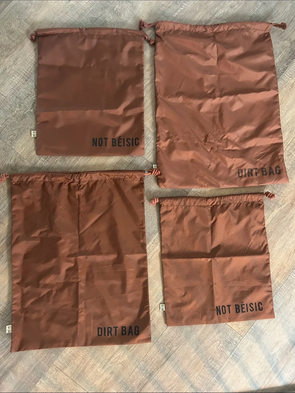 BEIS Rust Brown Drawstring Travel Garment Bags - Set of 4